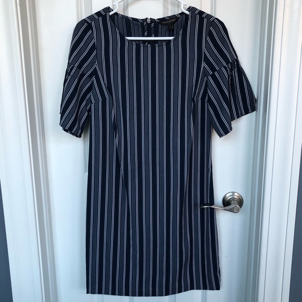 Women’s dress